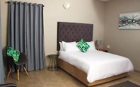 Ndalo Lodge Oshoek